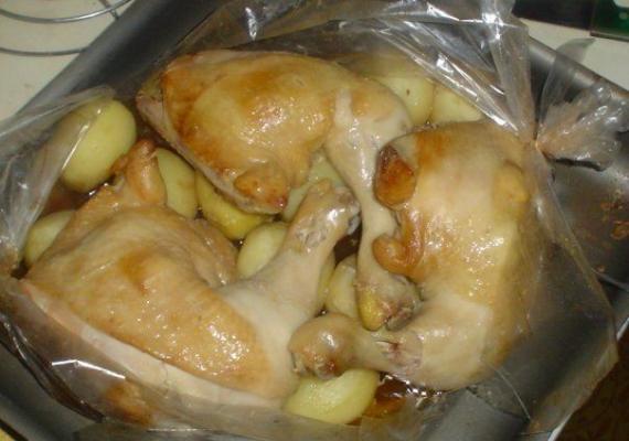 Куриные ножки с картошкой в духовке: рецепты с фото пошагово Куриные голени с картошкой в пакете для запекания